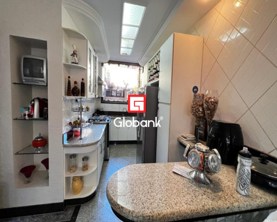 Imagem Casa com 3 Quartos à Venda, 500 m² em Jardim Panorama - Montes Claros Imagem Casa com 3 Quartos à Venda, 500 m² em Jardim Panorama - Montes Claros