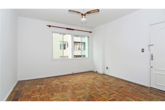 Imagem Apartamento com 2 Quartos à Venda, 63 m² em Cidade Baixa - Porto Alegre