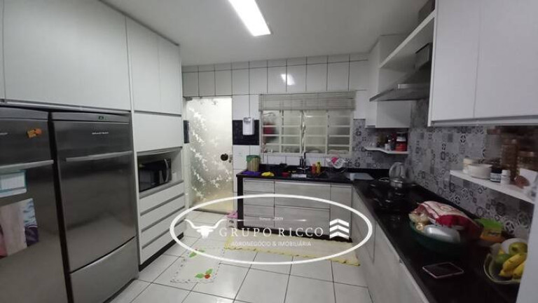 Imagem Casa com 3 Quartos à Venda, 140 m² em Jardim Helvécia - Aparecida De Goiânia