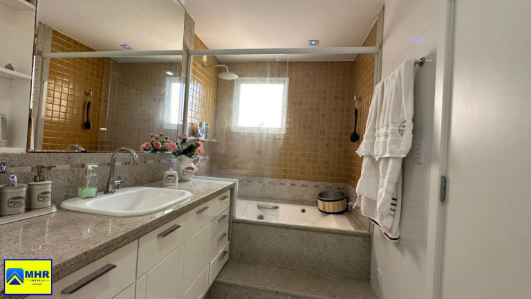Imagem Apartamento com 4 Quartos à Venda, 234 m² em Jardim Camburi - Vitória