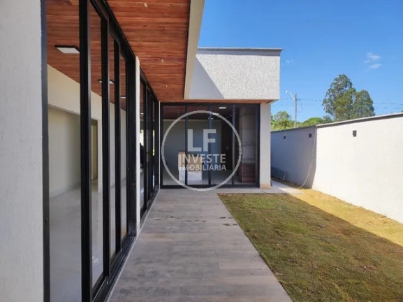 Imagem Casa de Condomínio com 3 Quartos à Venda, 231 m² em Condomínio Copacabana - Abadia De Goiás