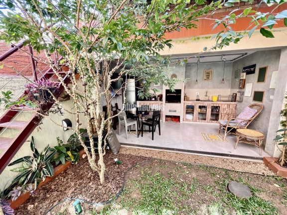 Imagem Casa com 3 Quartos à Venda, 150 m² em Jardim Das Acacias - São Paulo Imagem Casa com 3 Quartos à Venda, 150 m² em Jardim Das Acacias - São Paulo
