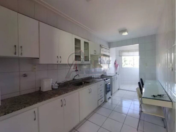 Apartamento com 3 Quartos à Venda,  em Centro - Montes Claros