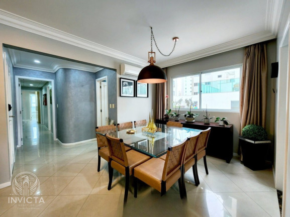 Imagem Apartamento com 3 Quartos à Venda, 148 m² em Centro - Balneário Camboriú Imagem Apartamento com 3 Quartos à Venda, 148 m² em Centro - Balneário Camboriú