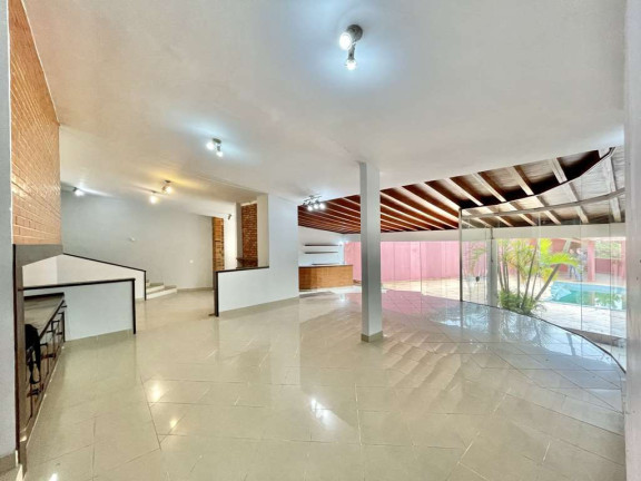 Imagem Casa com 4 Quartos à Venda, 409 m² em Chácara São João - Carapicuíba