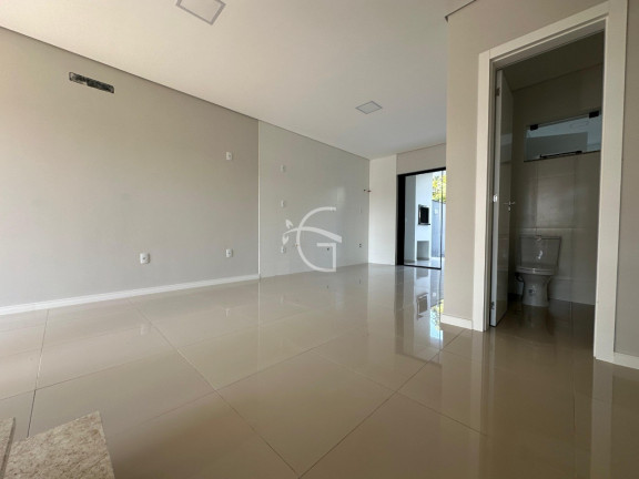 Imagem Casa com 3 Quartos à Venda,  em Bom Retiro - Joinville