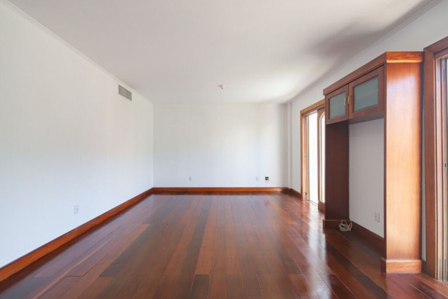 Imagem Imóvel com 3 Quartos à Venda, 155 m² em Menino Deus - Porto Alegre Imagem Imóvel com 3 Quartos à Venda, 155 m² em Menino Deus - Porto Alegre