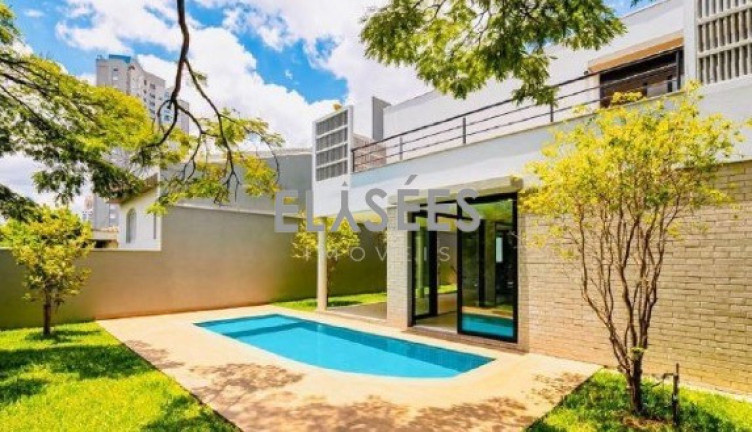 Imagem Casa com 3 Quartos à Venda, 272 m² em Moema - São Paulo Imagem Casa com 3 Quartos à Venda, 272 m² em Moema - São Paulo