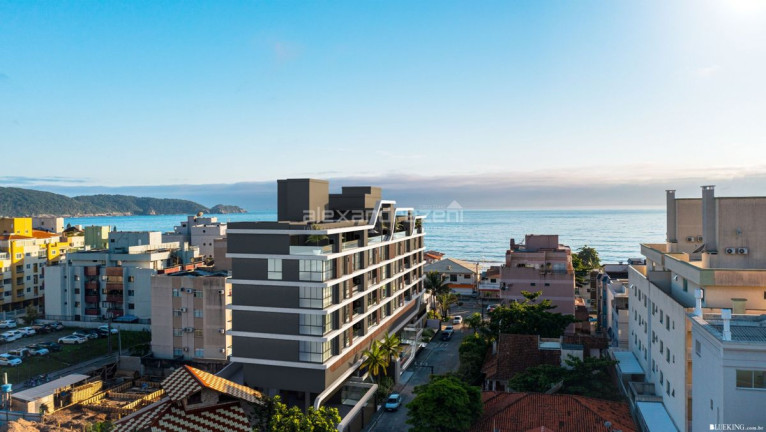 Imagem Apartamento com 4 Quartos à Venda, 220 m² em Bombas - Bombinhas