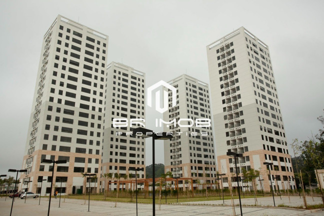 Imóvel com 1 Quarto à Venda, 70 m² em Interlagos - São Paulo