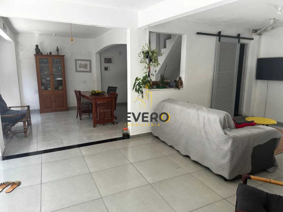 Imagem Casa com 3 Quartos à Venda, 177 m² em Itaipu - Niterói