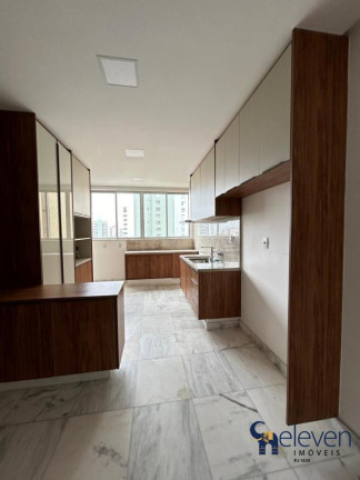 Imagem Apartamento com 4 Quartos à Venda, em Vitoria - Salvador Imagem Apartamento com 4 Quartos à Venda, em Vitoria - Salvador