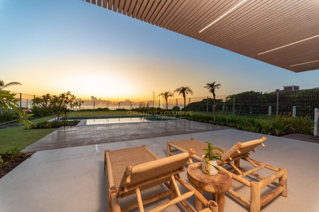 Imagem Casa com 5 Quartos à Venda, 458 m² em Praia Do Estaleiro - Balneário Camboriú