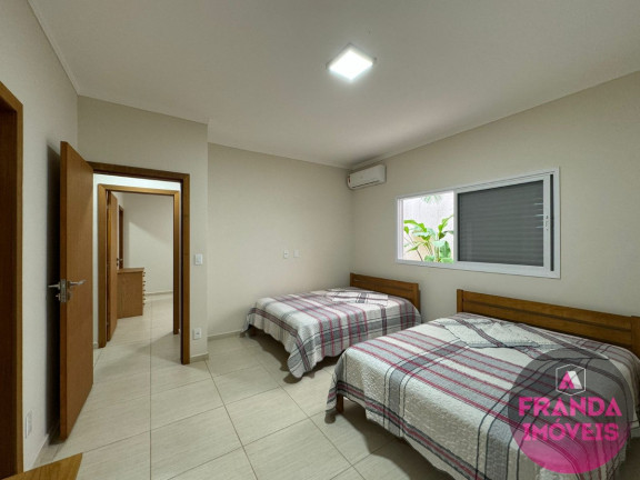 Imagem Casa com 3 Quartos à Venda, 170 m² em Perequê Açu - Ubatuba Imagem Casa com 3 Quartos à Venda, 170 m² em Perequê Açu - Ubatuba