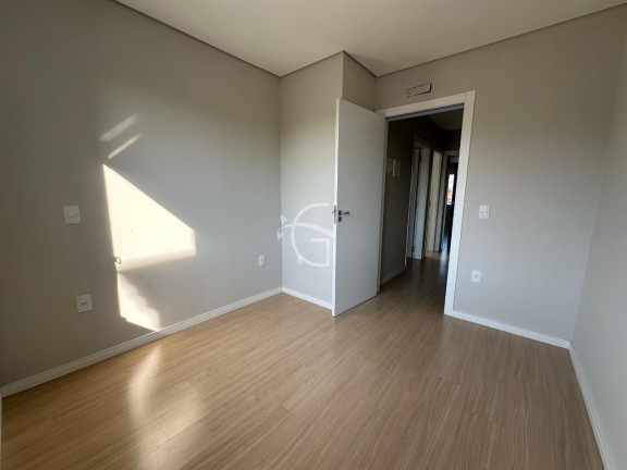 Imagem Casa com 3 Quartos à Venda,  em Bom Retiro - Joinville