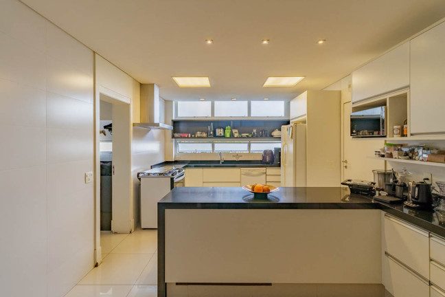 Imagem Apartamento com 4 Quartos à Venda, 262 m² em Real Parque - São Paulo