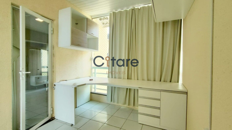 Imagem Casa de Condomínio com 3 Quartos à Venda, em Lagoa Redonda - Fortaleza Imagem Casa de Condomínio com 3 Quartos à Venda, em Lagoa Redonda - Fortaleza