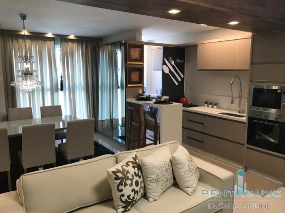 Imagem Apartamento com 2 Quartos à Venda, 71 m² em Centro - Camboriú