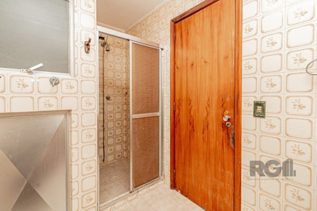 Imagem Imóvel com 2 Quartos à Venda, em Sao Joao - Porto Alegre Imagem Imóvel com 2 Quartos à Venda, em Sao Joao - Porto Alegre