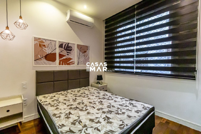 Imagem Imóvel com 2 Quartos à Venda, 80 m² em Copacabana - Rio De Janeiro