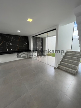 Imagem Casa com 3 Quartos à Venda, em Jardim Belvedere - Volta Redonda Imagem Casa com 3 Quartos à Venda, em Jardim Belvedere - Volta Redonda