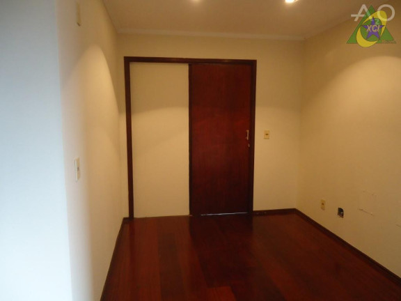 Imagem Apartamento com 3 Quartos à Venda, 141 m² em Cambuí - Campinas