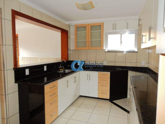 Imagem Casa com 5 Quartos à Venda, 240 m² em Itaipava - Petrópolis Imagem Casa com 5 Quartos à Venda, 240 m² em Itaipava - Petrópolis