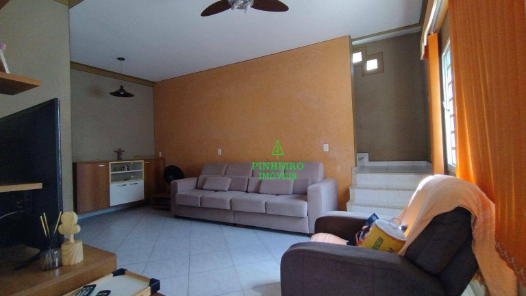 Imagem Casa com 3 Quartos à Venda, 339 m² em Sete Pontes - São Gonçalo