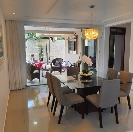 Casa com 3 Quartos para Alugar ou Temporada, 250 m² em Nova Parnamirim - Parnamirim