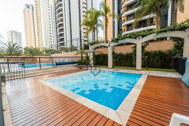 Apartamento com 3 Quartos à Venda, 117 m² em Moema - São Paulo
