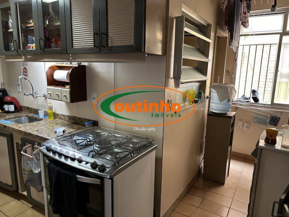 Imagem Apartamento com 4 Quartos à Venda, 138 m² em Tijuca - Rio De Janeiro Imagem Apartamento com 4 Quartos à Venda, 138 m² em Tijuca - Rio De Janeiro
