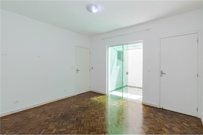 Imagem Casa com 3 Quartos à Venda, 398 m² em Vista Alegre - Curitiba Imagem Casa com 3 Quartos à Venda, 398 m² em Vista Alegre - Curitiba