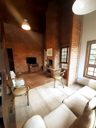 Imagem Casa com 4 Quartos à Venda, em Campeche - Florianópolis Imagem Casa com 4 Quartos à Venda, em Campeche - Florianópolis