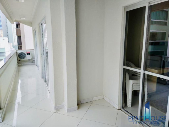 Imagem Apartamento com 3 Quartos à Venda, 115 m² em Centro - Balneário Camboriú Imagem Apartamento com 3 Quartos à Venda, 115 m² em Centro - Balneário Camboriú