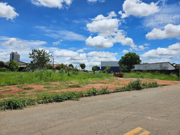 Terreno à Venda, 985 m² em Parque Amazônia - Goiânia