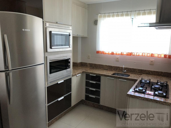 Imagem Apartamento com 3 Quartos à Venda, 143 m² em Centro