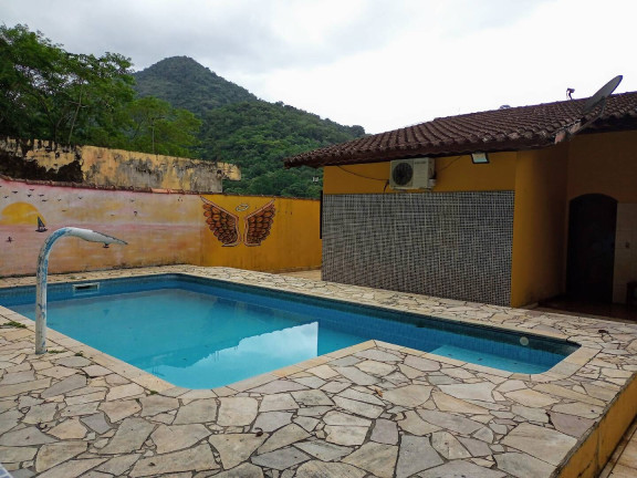 Imagem Casa com 3 Quartos à Venda, 330 m² em Massaguaçu - Caraguatatuba