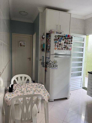 Imagem Sobrado com 2 Quartos à Venda, 135 m² em Jardim São João (jaraguá) - São Paulo
