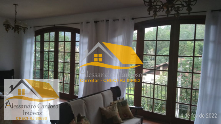 Imagem Casa com 3 Quartos à Venda, 250 m² em Parque São Clemente - Nova Friburgo