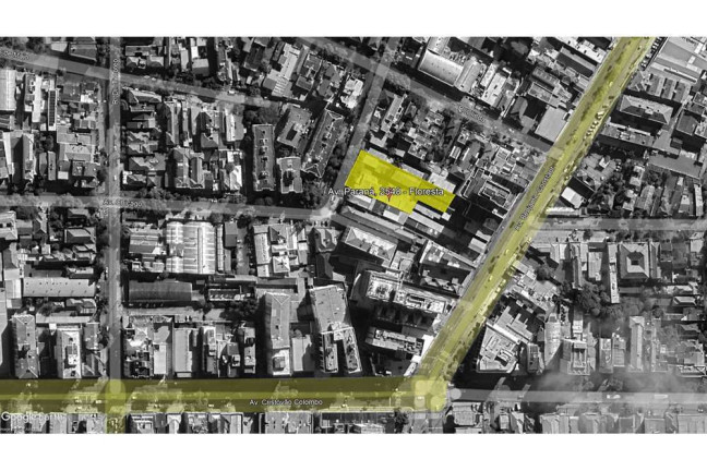 Imagem Terreno à Venda, 1.945 m² em Floresta - Porto Alegre Imagem Terreno à Venda, 1.945 m² em Floresta - Porto Alegre