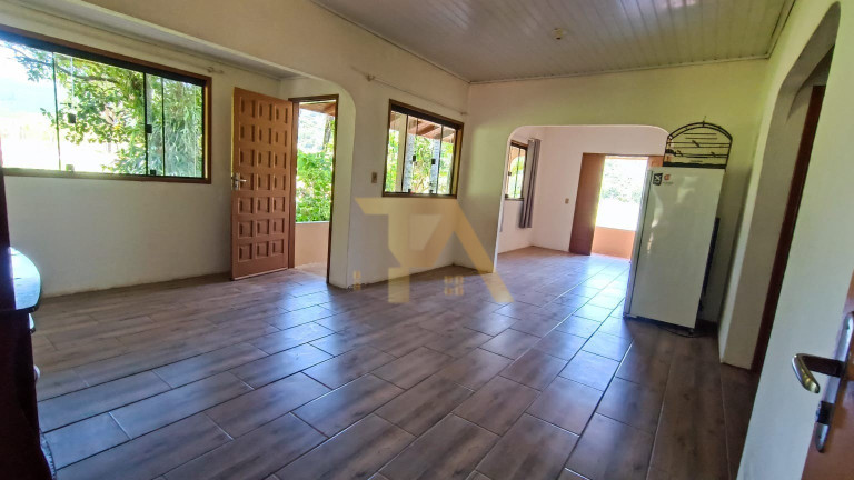 Imagem Fazenda à Venda, 174 m² em Aratingauba - Imaruí Imagem Fazenda à Venda, 174 m² em Aratingauba - Imaruí