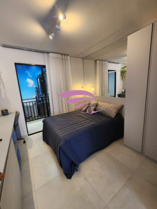 Imagem Imóvel com 1 Quarto à Venda, 21 m² em Centro - Curitiba Imagem Imóvel com 1 Quarto à Venda, 21 m² em Centro - Curitiba