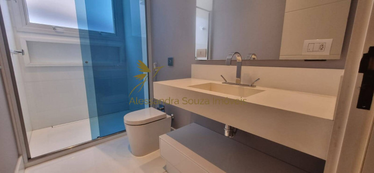 Imagem Casa com 4 Quartos à Venda, 490 m² em Centro Comercial Jubran - Barueri Imagem Casa com 4 Quartos à Venda, 490 m² em Centro Comercial Jubran - Barueri