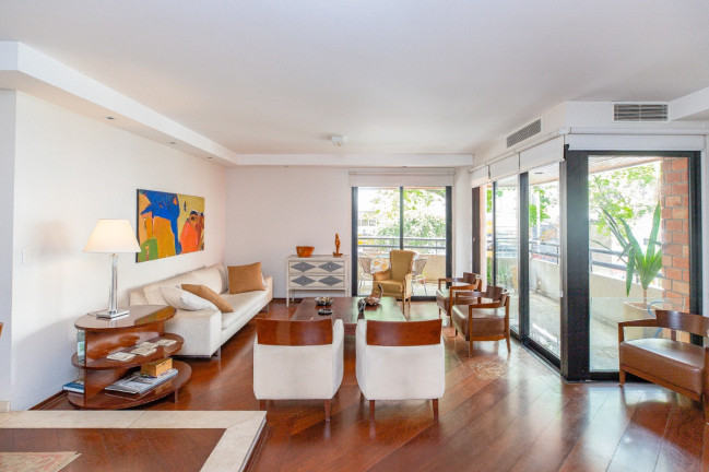 Imagem Apartamento com 3 Quartos à Venda, 219 m² em Moema - São Paulo