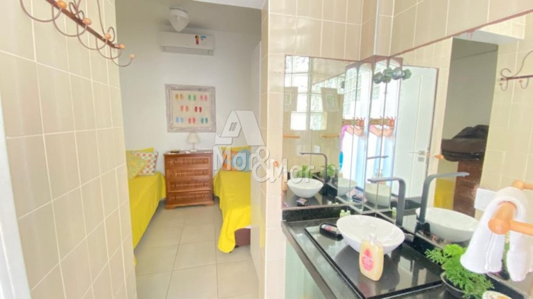 Imagem Apartamento com 3 Quartos à Venda, 215 m² em Pitangueiras - Guarujá