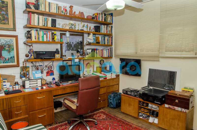 Imagem Casa com 5 Quartos à Venda, 550 m² em Jardim Botânico - Rio De Janeiro
