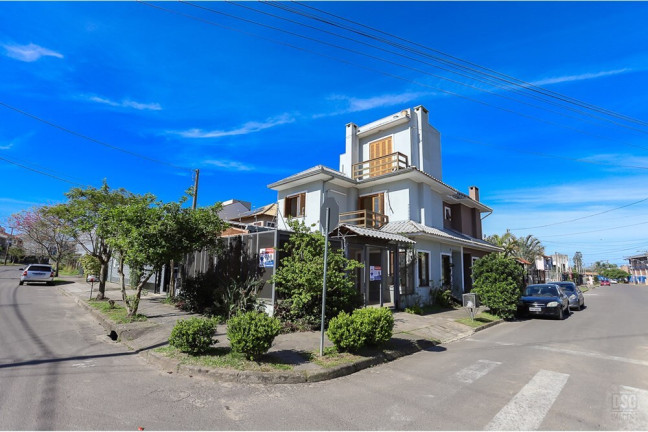 Imagem Casa com 3 Quartos à Venda, 143 m² em Hípica - Porto Alegre Imagem Casa com 3 Quartos à Venda, 143 m² em Hípica - Porto Alegre