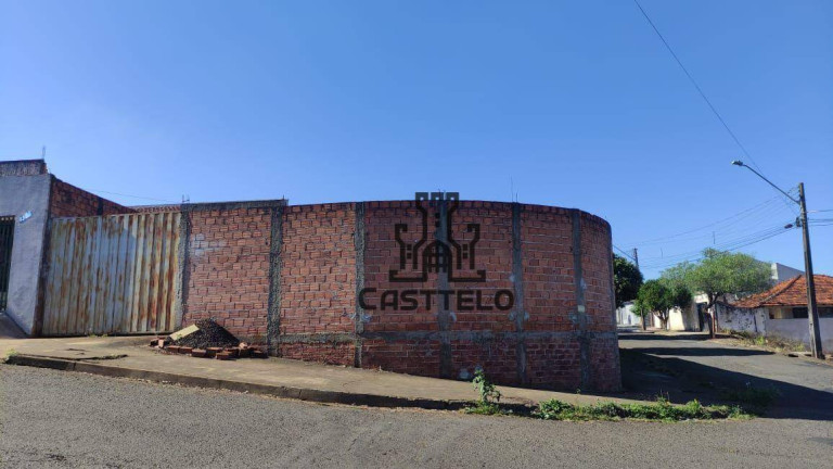 Terreno à Venda, 198 m² em Tarobá - Londrina