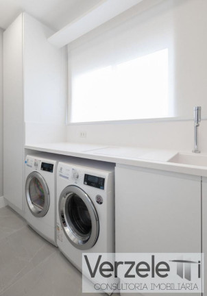 Imagem Apartamento com 4 Quartos à Venda, 310 m² em Centro - Balneário Camboriú Imagem Apartamento com 4 Quartos à Venda, 310 m² em Centro - Balneário Camboriú