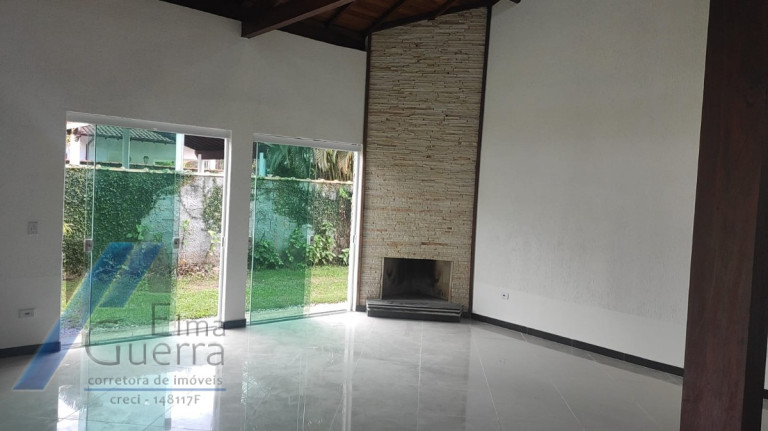 Imagem Casa com 3 Quartos à Venda, 238 m² em Horto Florestal - Ubatuba Imagem Casa com 3 Quartos à Venda, 238 m² em Horto Florestal - Ubatuba